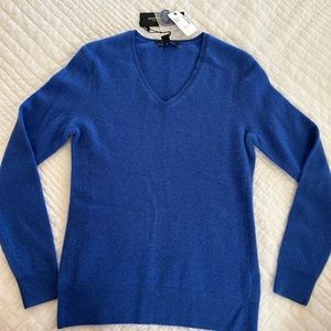 100% Cashmere sweater